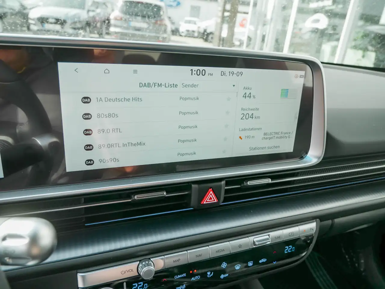 Hyundai IONIQ 6 First Ed. Elektro 4WD 77,4kWh *325 PS*LED*NAVI* — Vehicle gallery 21