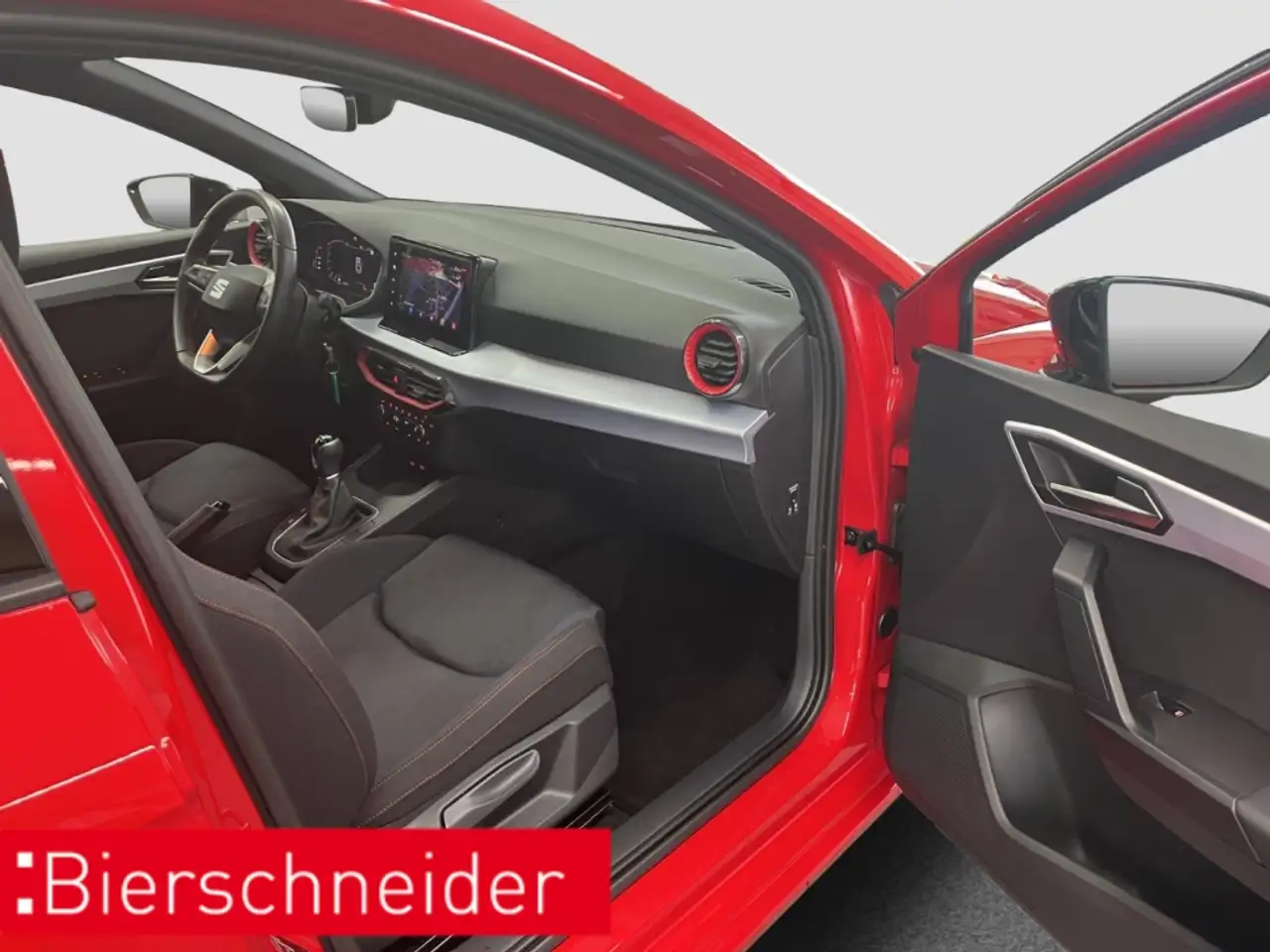 SEAT Ibiza 1.0 TSI FR NAVI DAB SHZ LED PDC — معرض صور السيارة 34