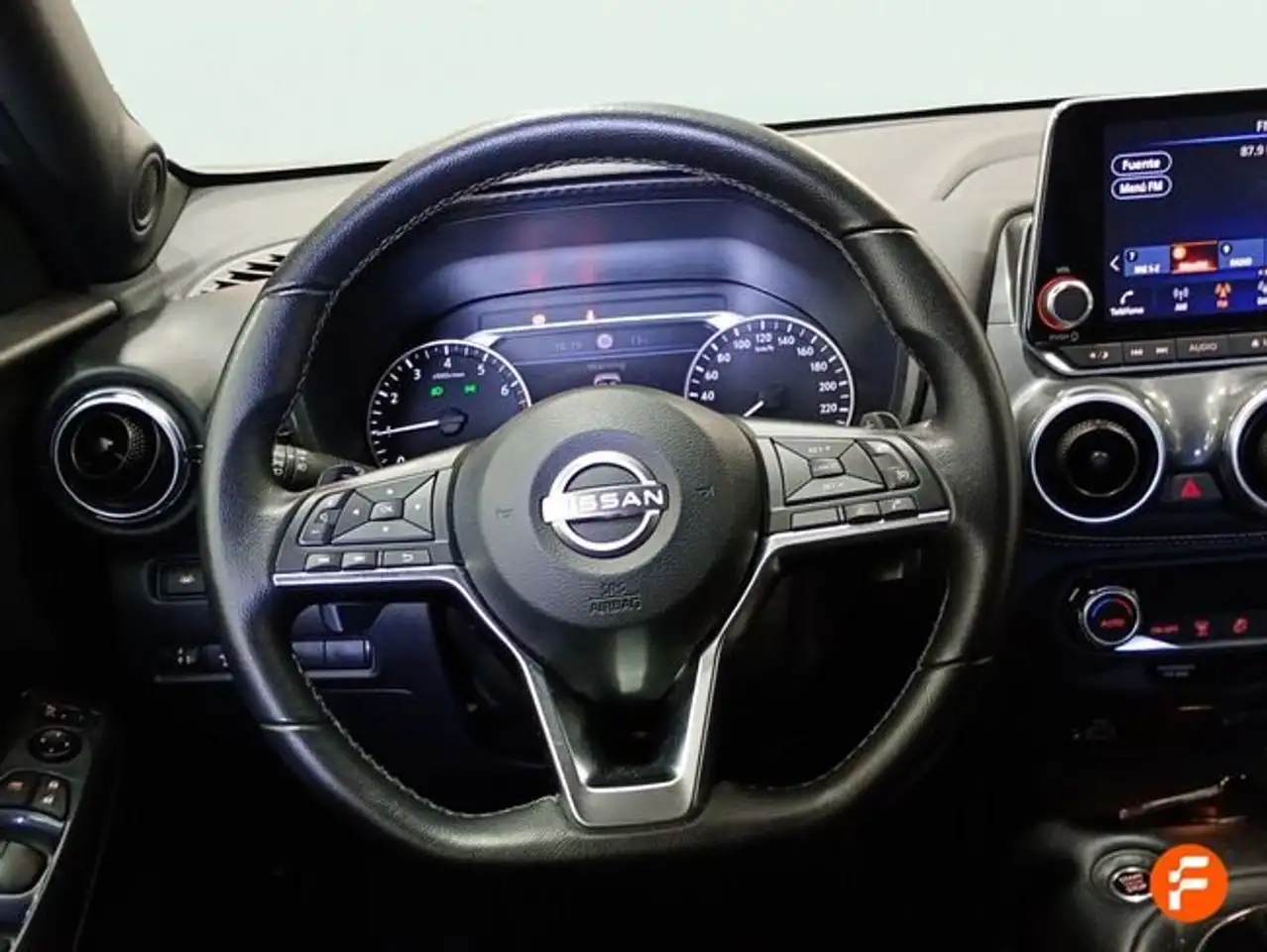 Nissan Juke 1.0 DIG-T N-Connecta 4x2 DCT 7 84kW — Galería del vehículo 11