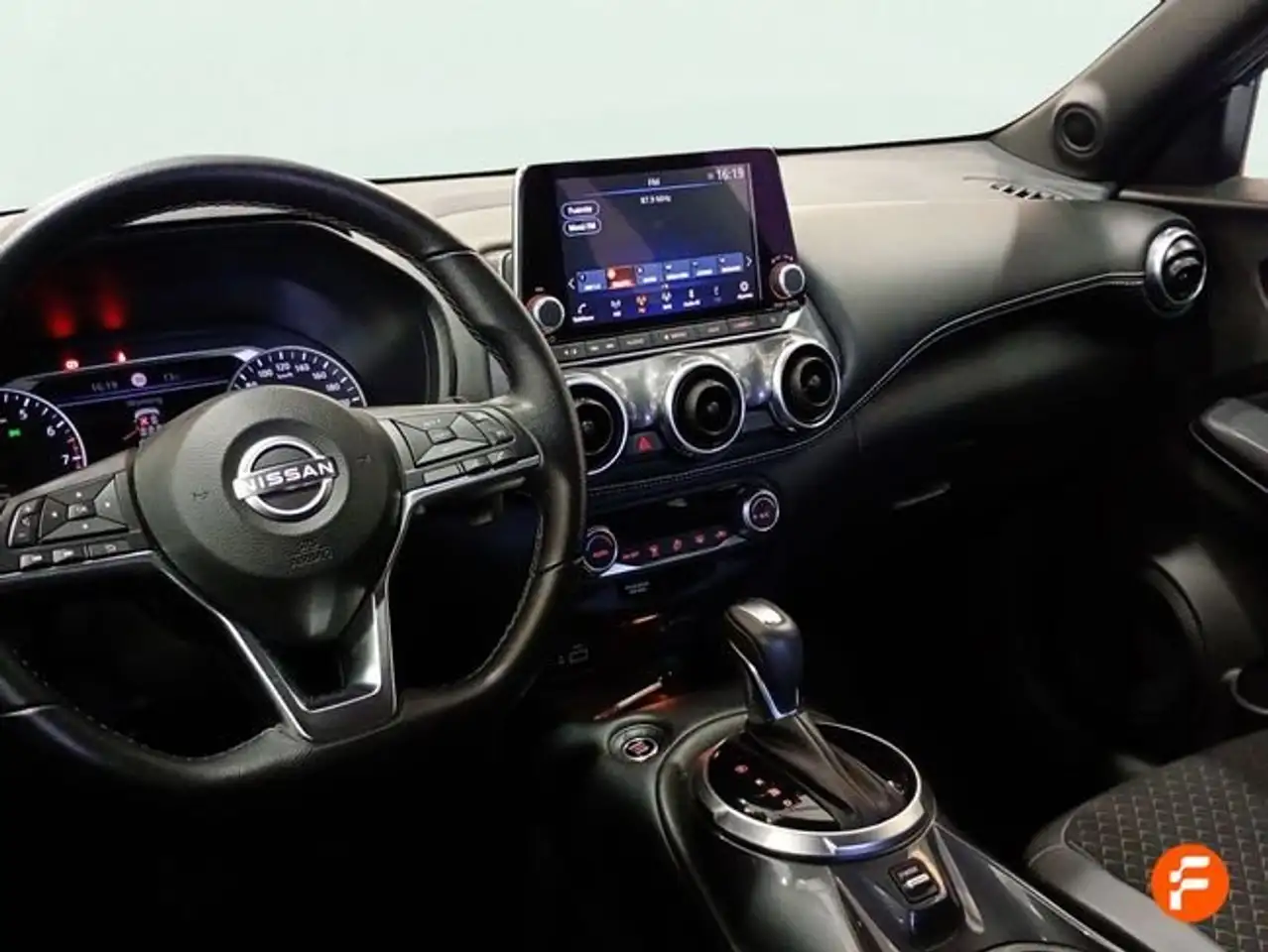 Nissan Juke 1.0 DIG-T N-Connecta 4x2 DCT 7 84kW — Galería del vehículo 13