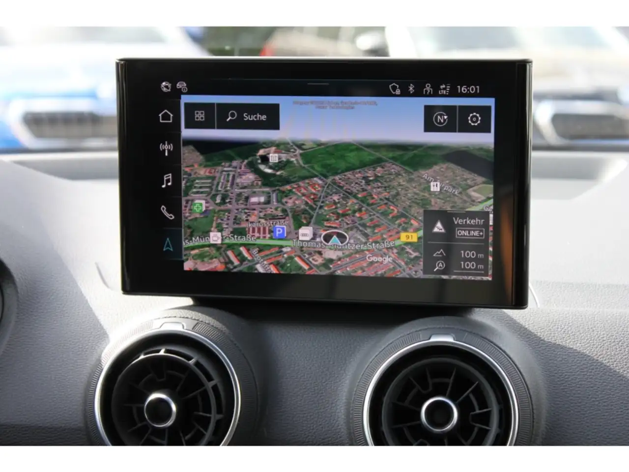 Audi Q2 35 TFSI S-tronic LED NAVI PDCv+h SHZ AHK — Galerie du véhicule 16