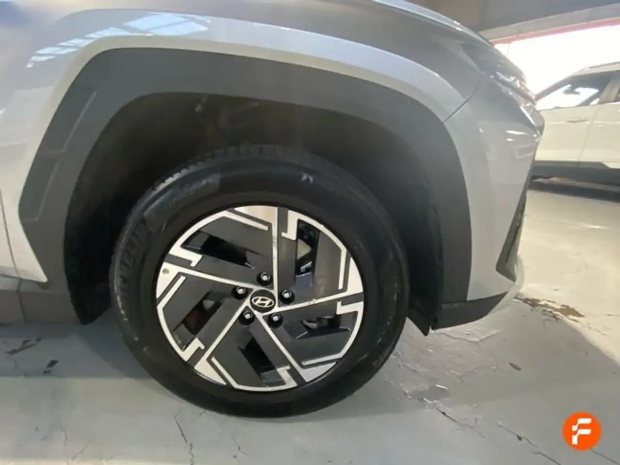 Hyundai TUCSON 1.6 T HEV Klass AT — معرض صور السيارة 10