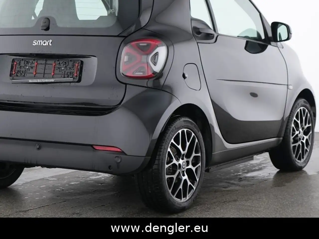 smart forTwo FORTWO Coupe EQ LEDER*22KW*PANO*LED PRIME — معرض صور السيارة 9