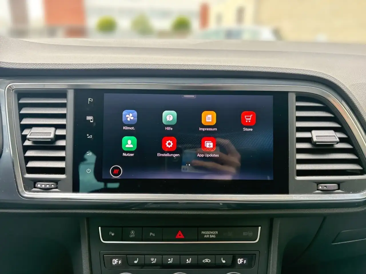 SEAT Ateca 1.5 TSI LED/AHK/KAM/ASSIST/ACC/KESSY/BEATS — معرض صور السيارة 14