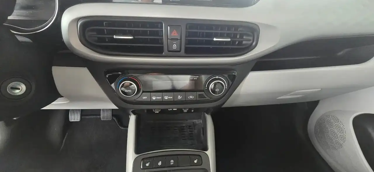 Hyundai i10 Prime/Kamera/Apple Car Play/Navi/Lenkradheiz — Galerie du véhicule 21