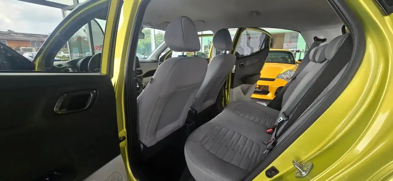 Hyundai i10 Prime/Kamera/Apple Car Play/Navi/Lenkradheiz — Galerie du véhicule 10