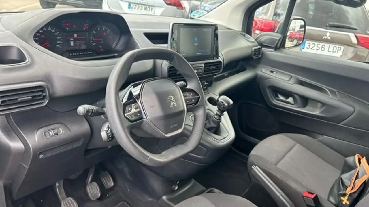 Peugeot Rifter 1.5BlueHDi S&S Standard GT Line 100 — Galerie du véhicule 6