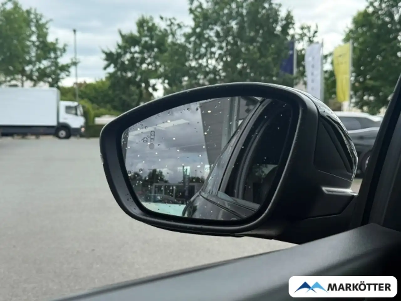 Peugeot 208 e- GT ACC/BLIS/CAM/KLIMA/NAVI/SHZ/PANO/WP — Galería del vehículo 17