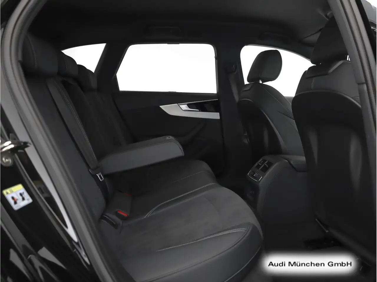 Audi A4 40 TFSI S tronic 2x S line AHK/Navi+ — Galerie du véhicule 16