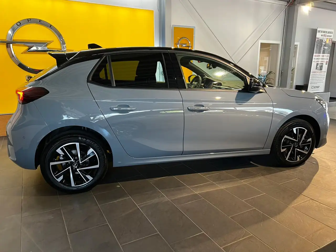 Opel Corsa GS Line MHEV - S/LHZ | RFK | TotW. — معرض صور السيارة 2