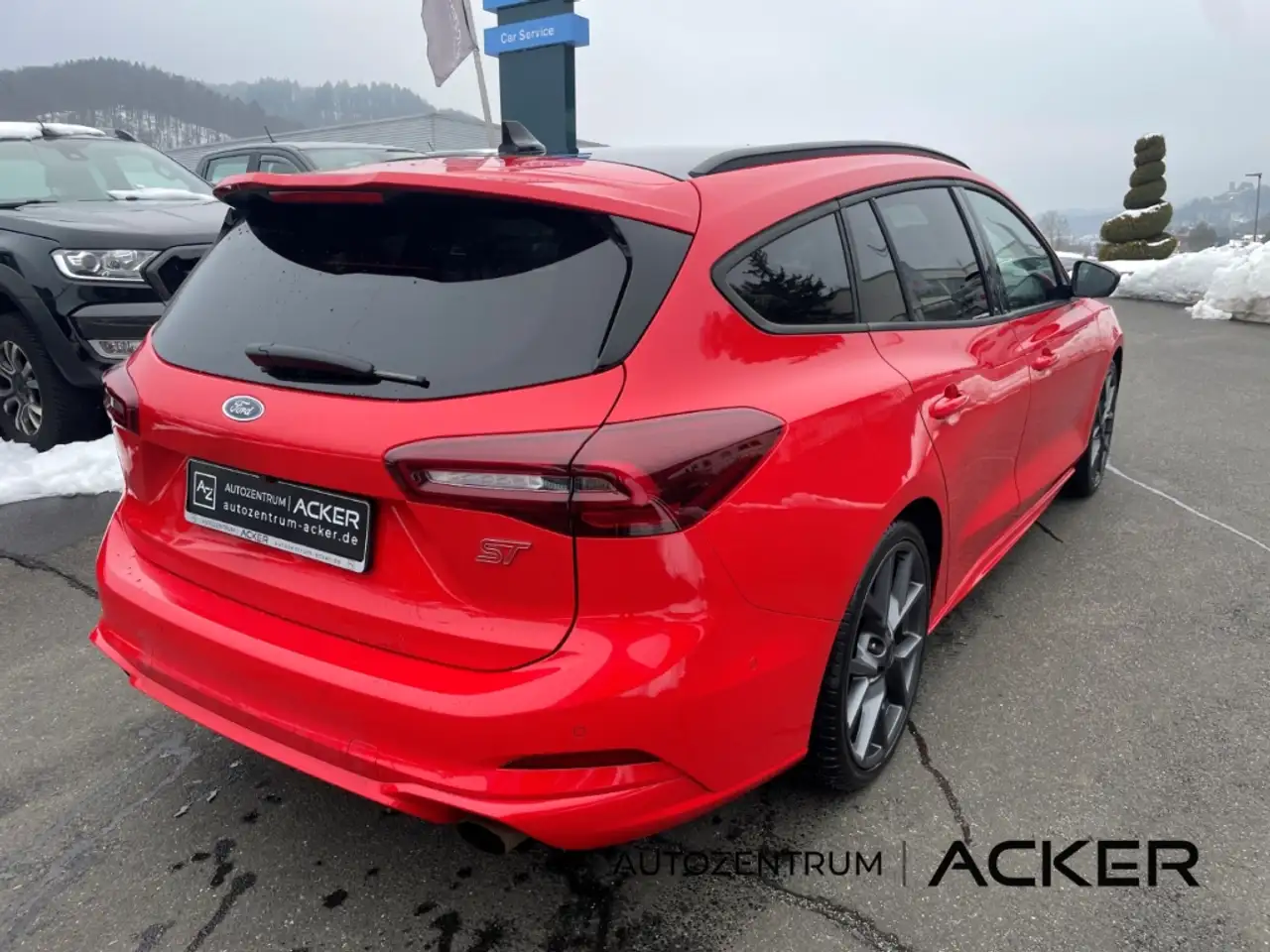 Ford Focus Turnier ST X 2.3 AT7 Pano/aAHK/ACC -34%* — معرض صور السيارة 7
