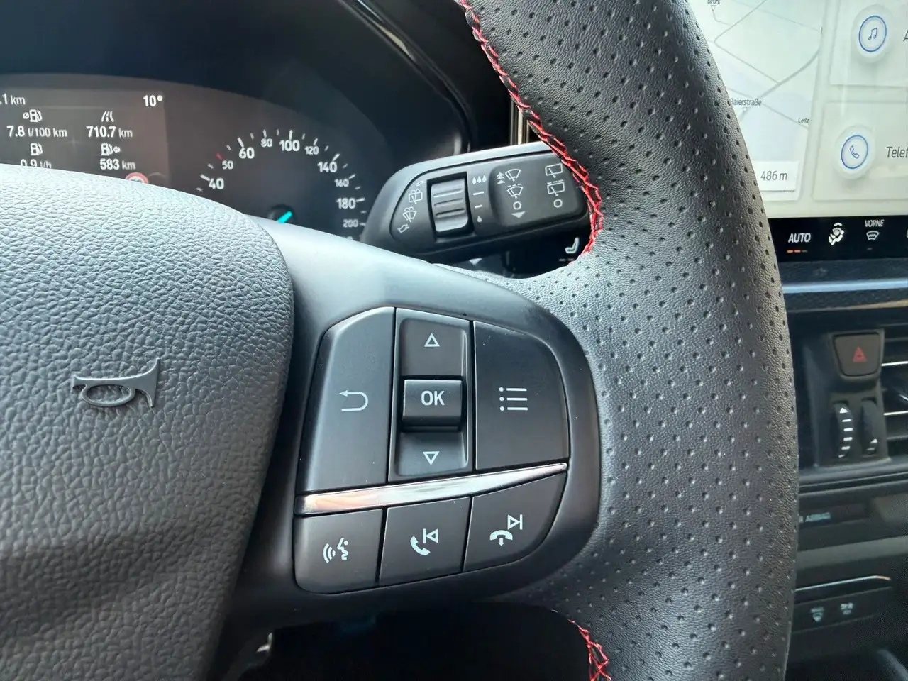 Ford Focus Turnier ST-Line AUTOMATIK BLIS RFK LED ACC — Galerie du véhicule 11