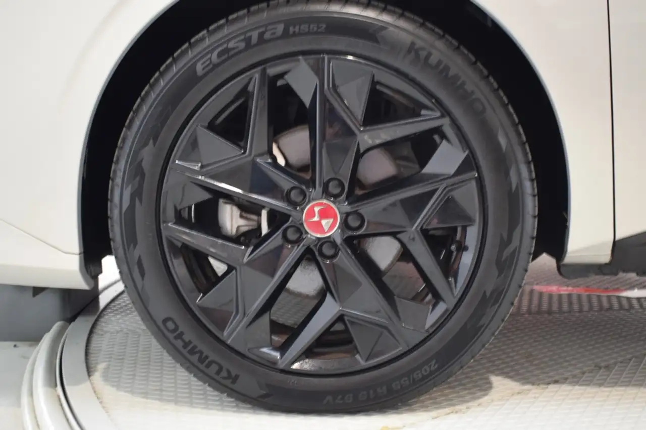 DS Automobiles DS 4 1.2 PureTech Performance Line Aut. 130 — معرض صور السيارة 10