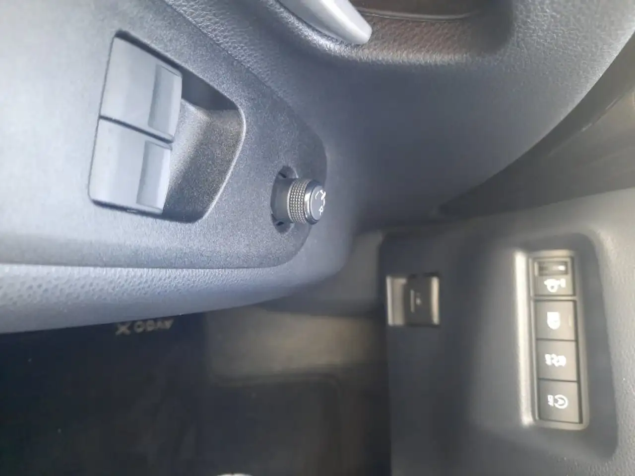 Toyota Aygo X 1.0 VVT-i Sitzh./Temp./Androit/Allwetter — Vehicle gallery 24
