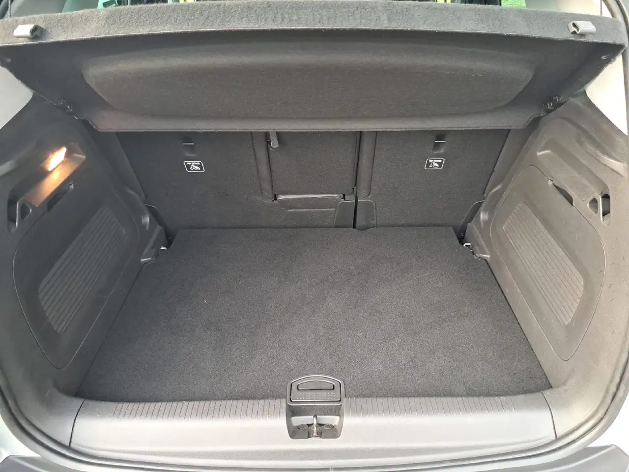 Opel Crossland 1.2 Turbo Ultimate Paket Alcantara+LED — Vehicle gallery 27