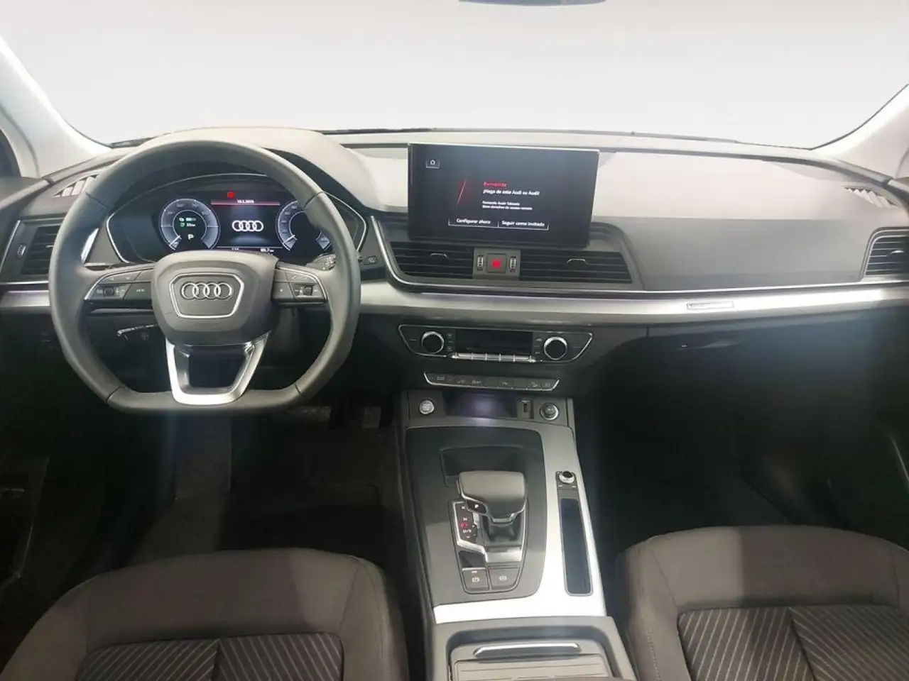 Audi 50 Advanced TFSI e quattro-ultra — Vehicle gallery 9