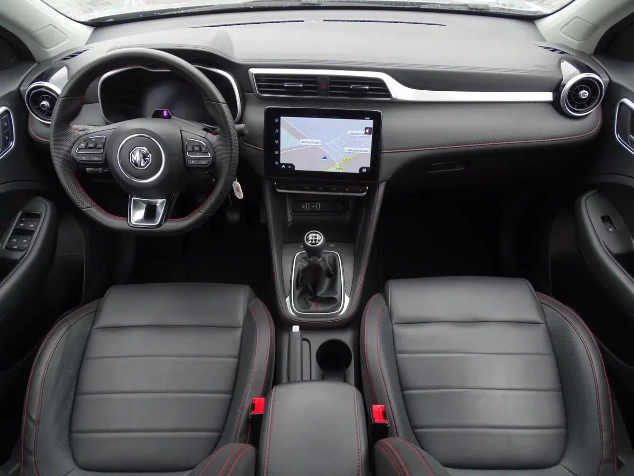 MG ZS 1.5 VTi-Tech Luxury LED Navi 360° Sitzheizung — معرض صور السيارة 9