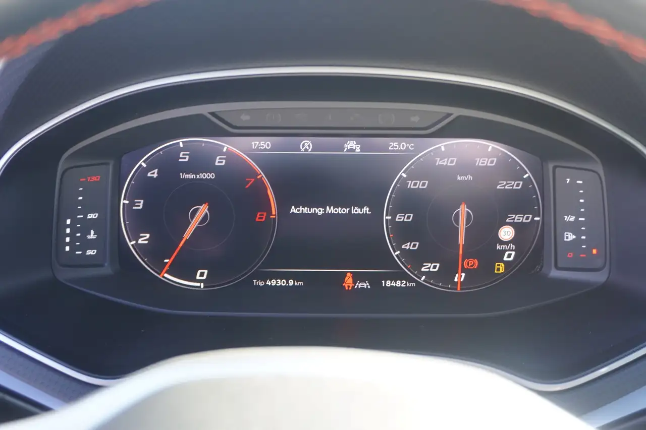 SEAT Ibiza 1.0 TSI FR LED Navi Tempomat Klimaaut. — Galerie du véhicule 19