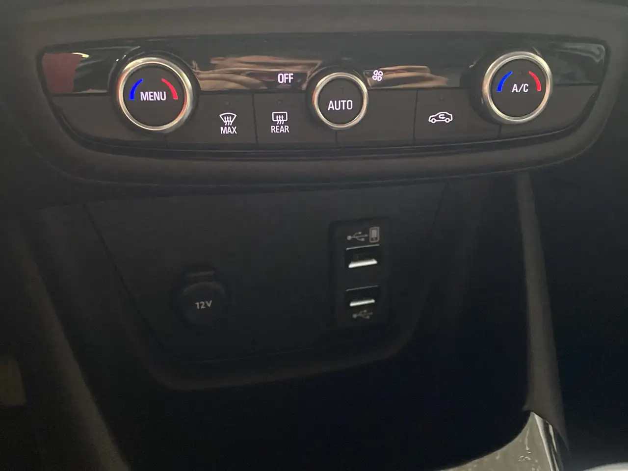 Opel Crossland 1.2 Enjoy LED+Navi+2xKlima+Kam.+BT+Temp — معرض صور السيارة 11