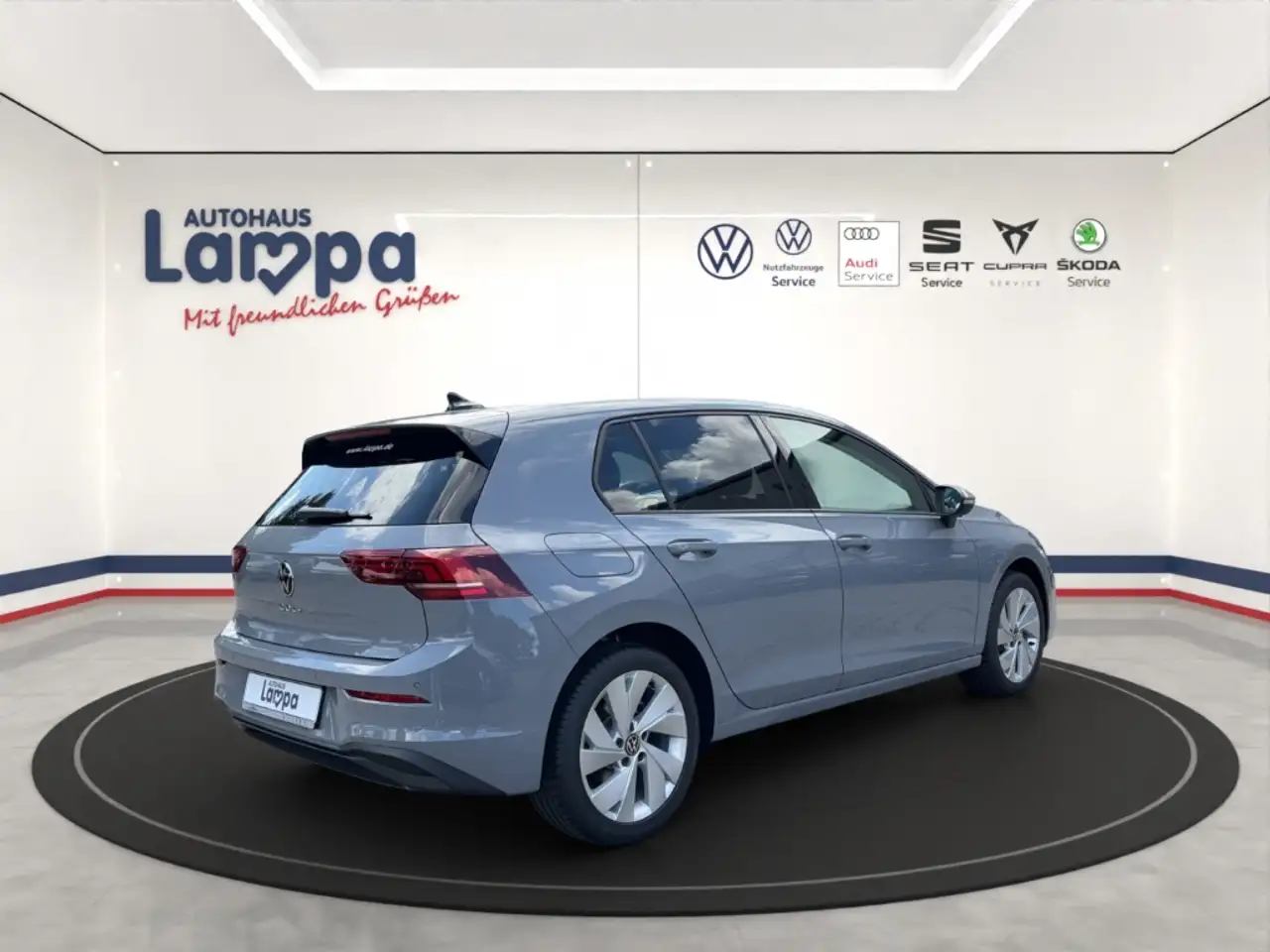Volkswagen Golf VIII Life 1.5 TSI 6-Gang AHK,ACC,SHZ,PANORAMA, — Galería del vehículo 5