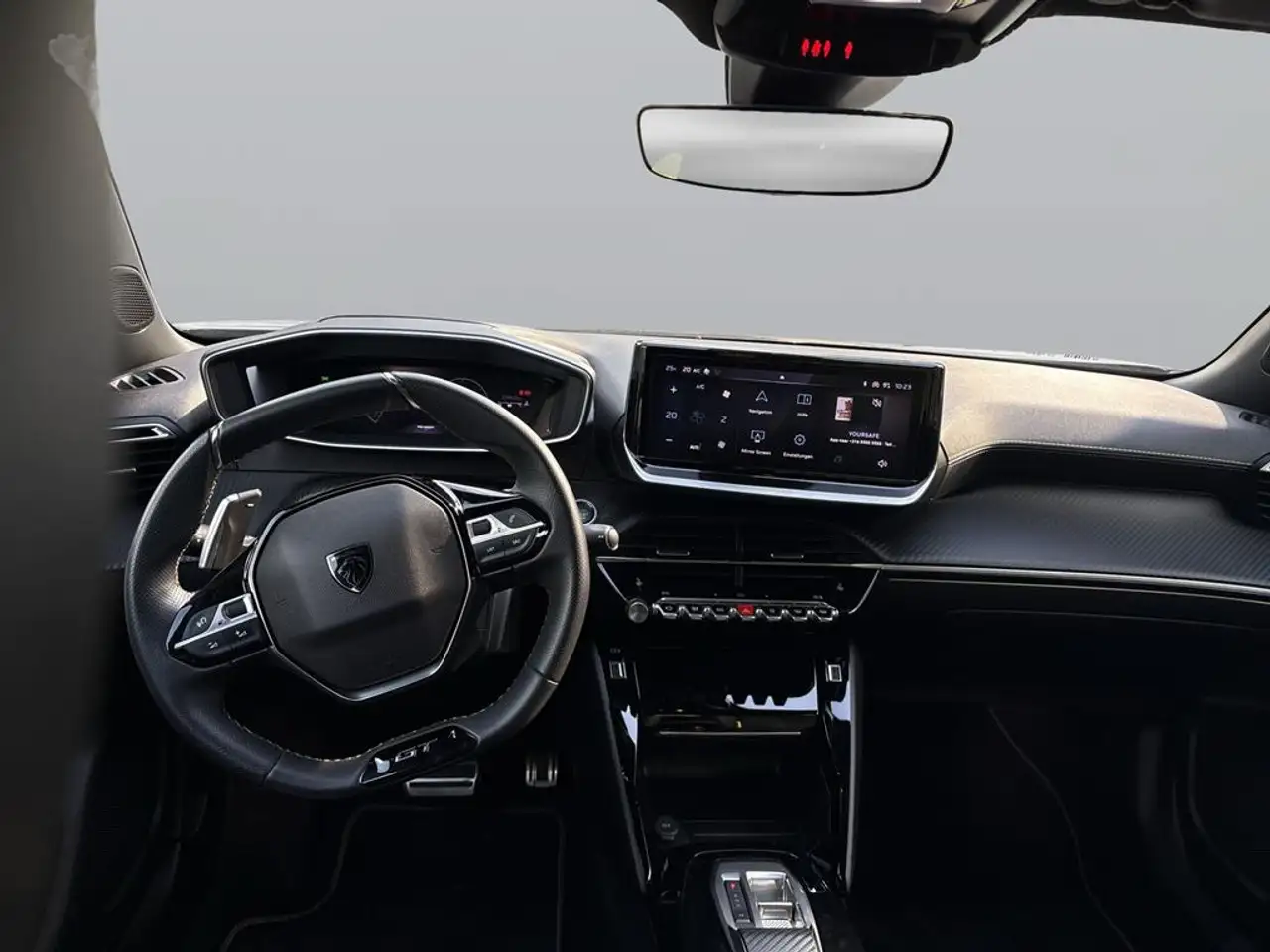 Peugeot 2008 Neuer 2008 GT PureTech 130 EAT8 — Vehicle gallery 12