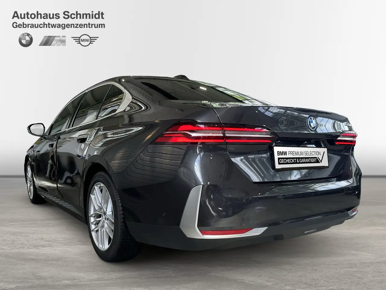 BMW 530 e Limousine 487€ netto/mtl.*19"*LC Prof.*HUD*H/K*D — معرض صور السيارة 3