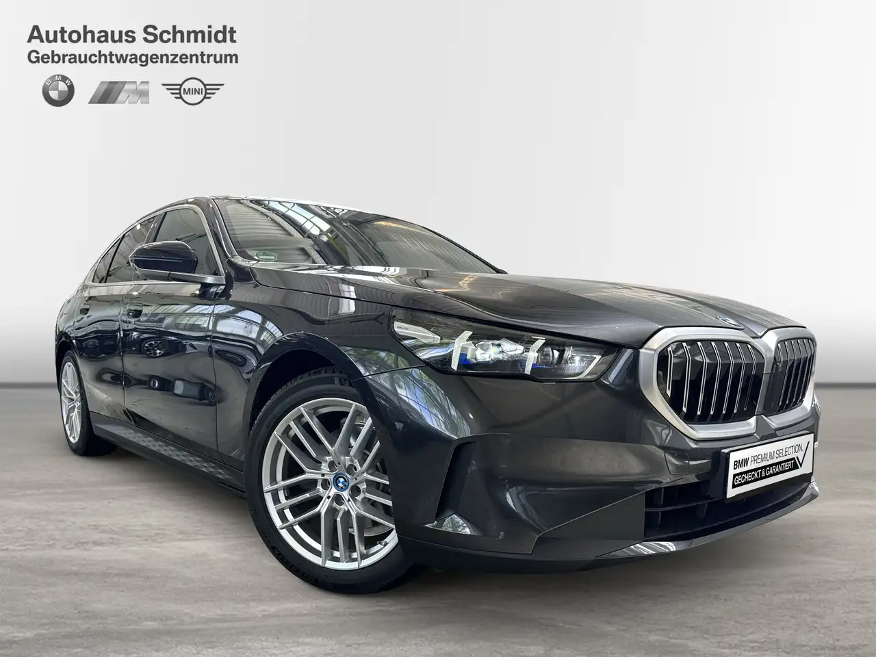 BMW 530 e Limousine 487€ netto/mtl.*19"*LC Prof.*HUD*H/K*D — معرض صور السيارة 6