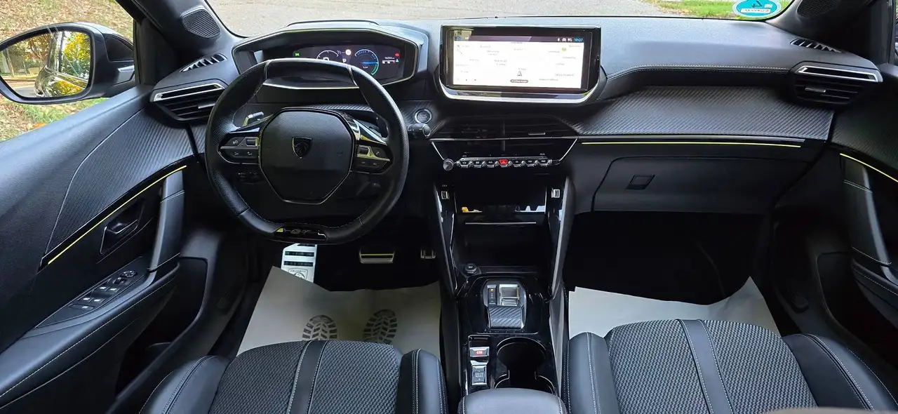 Peugeot 208 208 Hybrid e-DSC6 GT — معرض صور السيارة 19