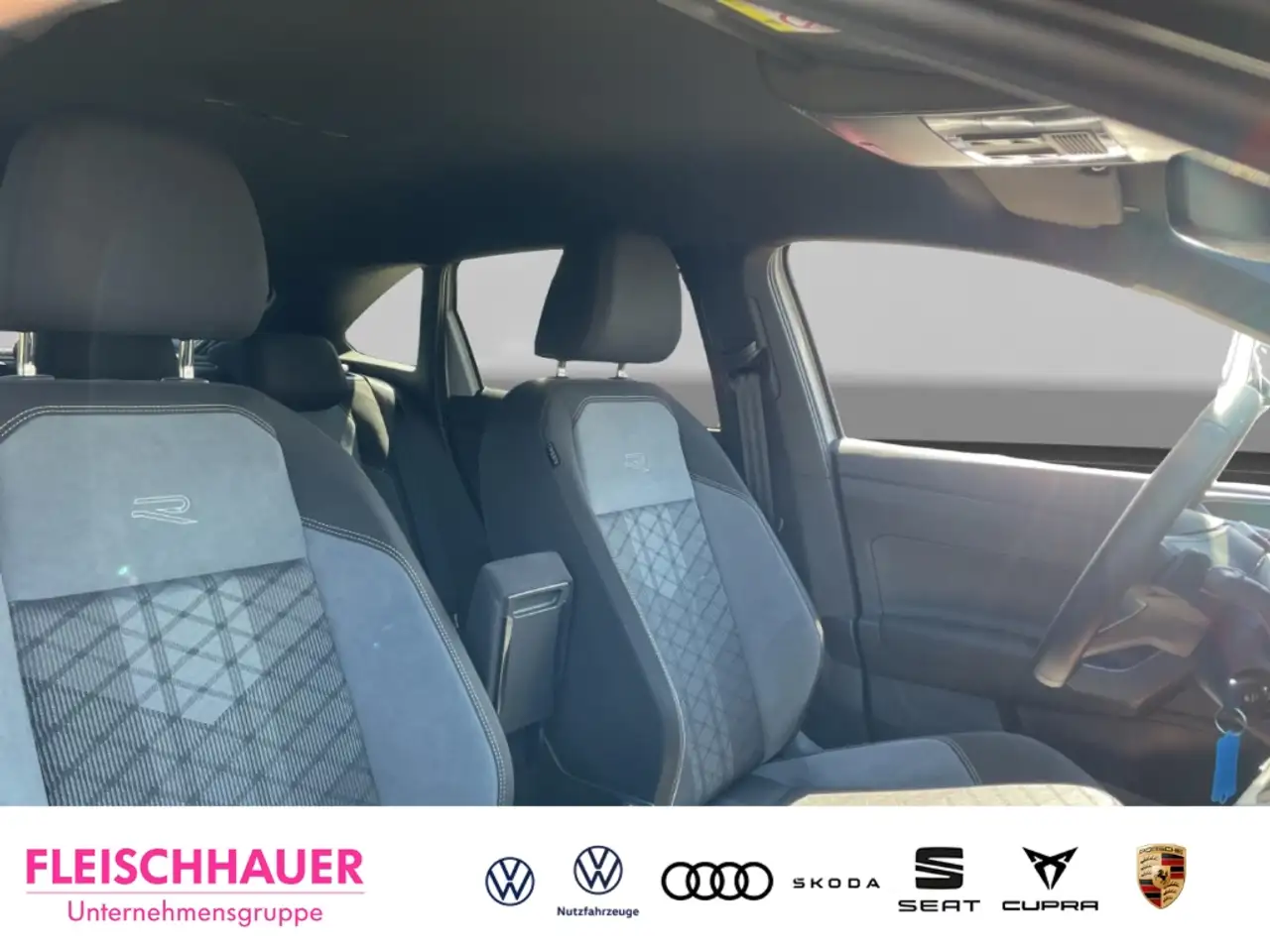 Volkswagen Taigo TSI DSG R Line BlackStyle MatrixLEDplus RFK Navi — Galerie du véhicule 10