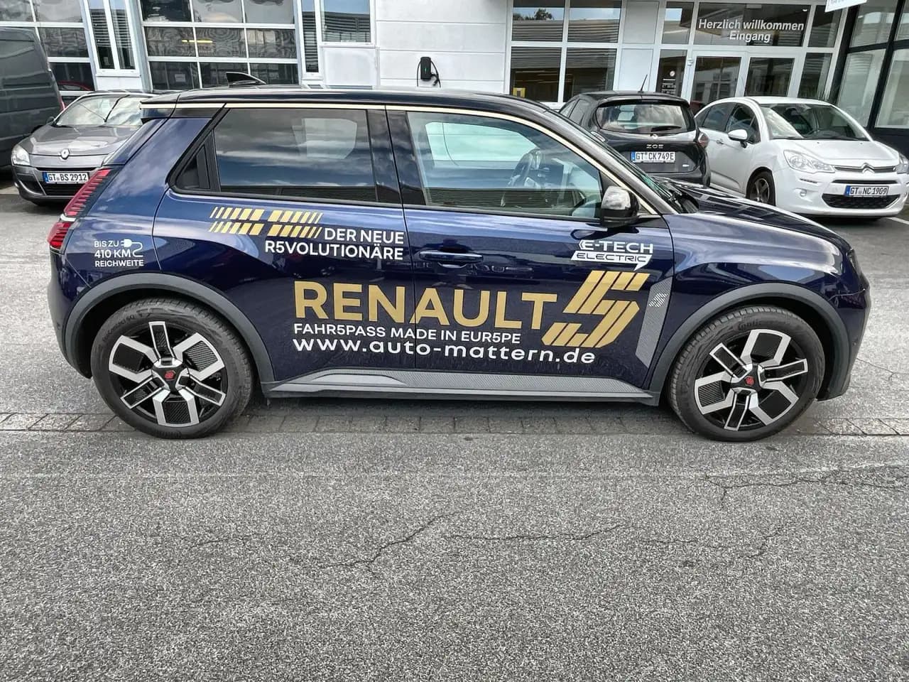 Renault R 5 R5 E-Tech Electric 150 Comfort Range Techno — Vehicle gallery 12