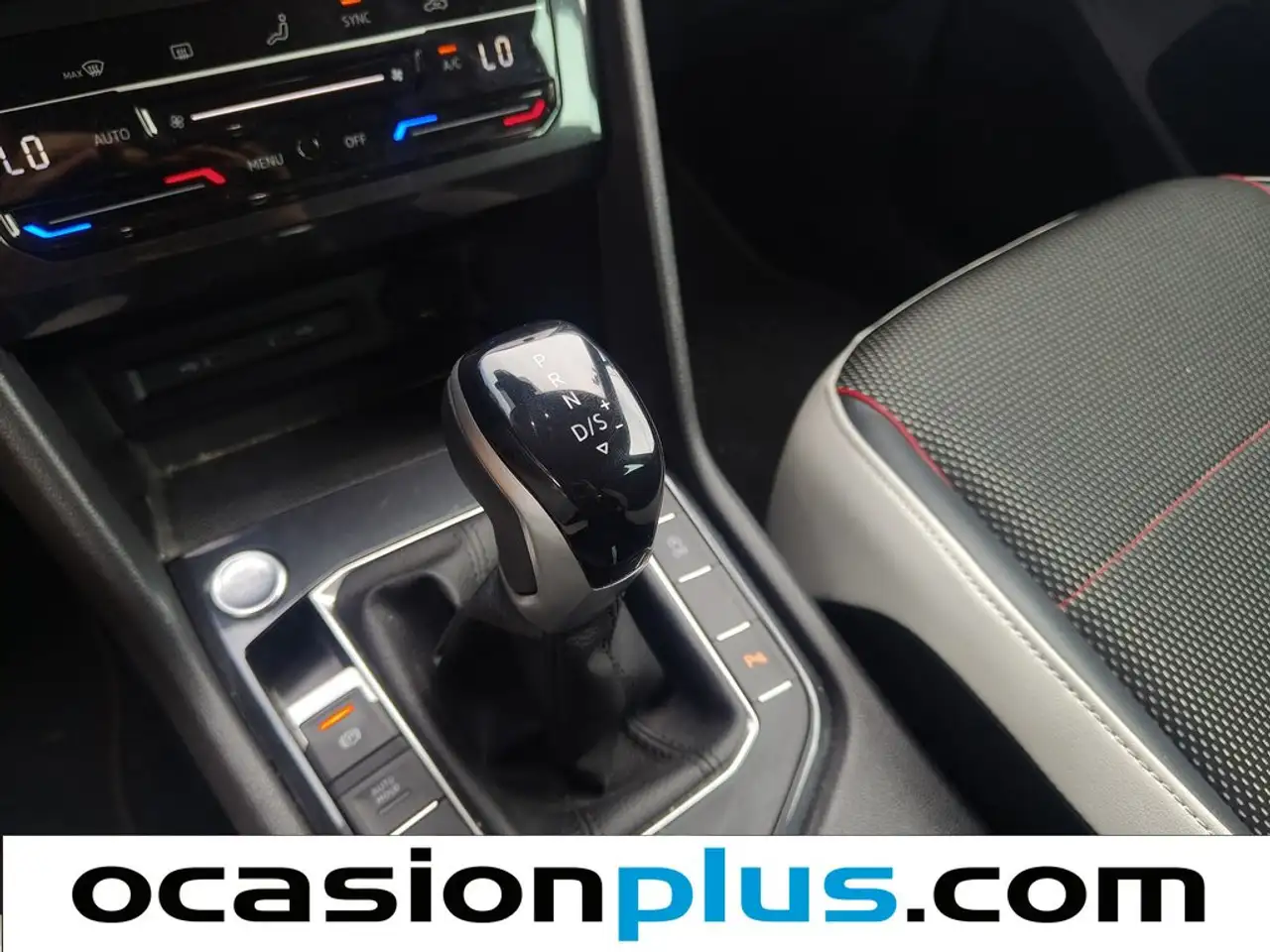 Volkswagen Tiguan 2.0TDI Urban Sport DSG 110kW — معرض صور السيارة 5
