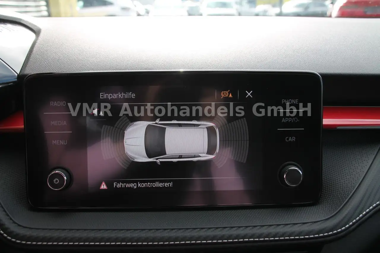 Skoda Fabia 1.0 TSI DSG Monte Carlo *APP*5J.Garantie* — Vehicle gallery 16