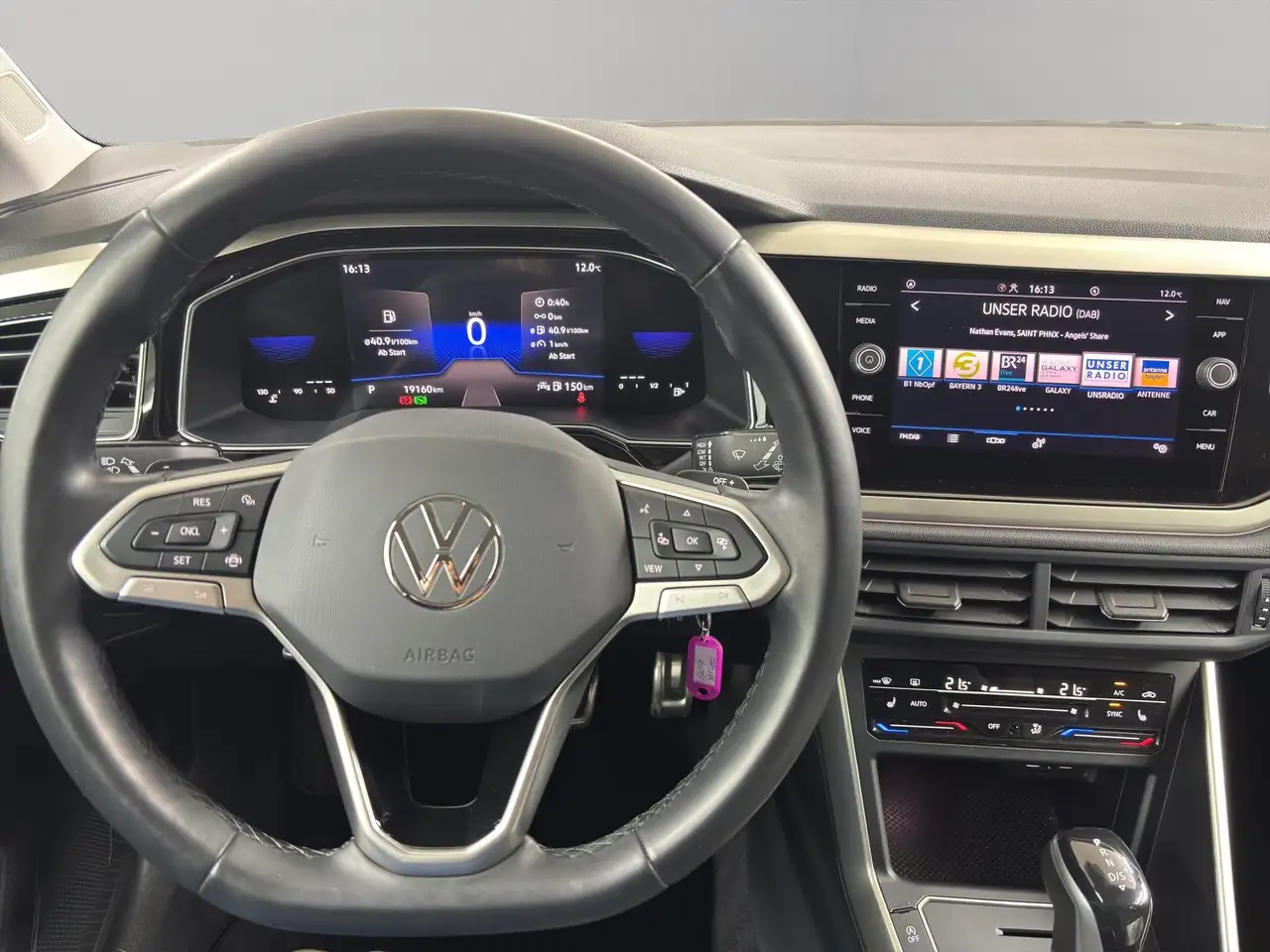 Volkswagen Taigo Move 1.5 TSI AHK Kam. LED Navi PDC — معرض صور السيارة 10