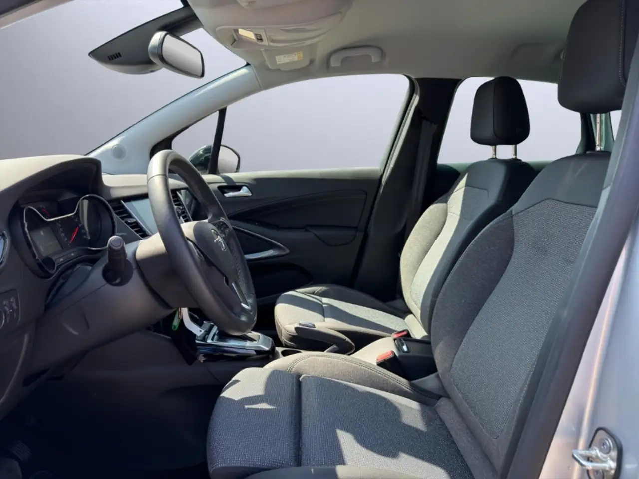 Opel Crossland Elegance Paket ATG Klimaautom Navi Allwetterreifen — Vehicle gallery 18