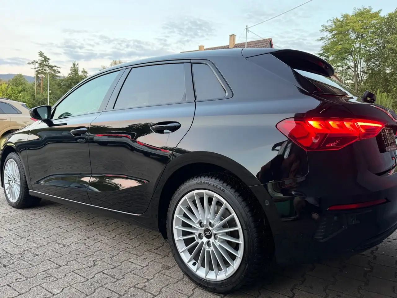 Audi A3 Sportback 150PS*TFSI advanced*Leder*Led*ACC*N — Vehicle gallery 5