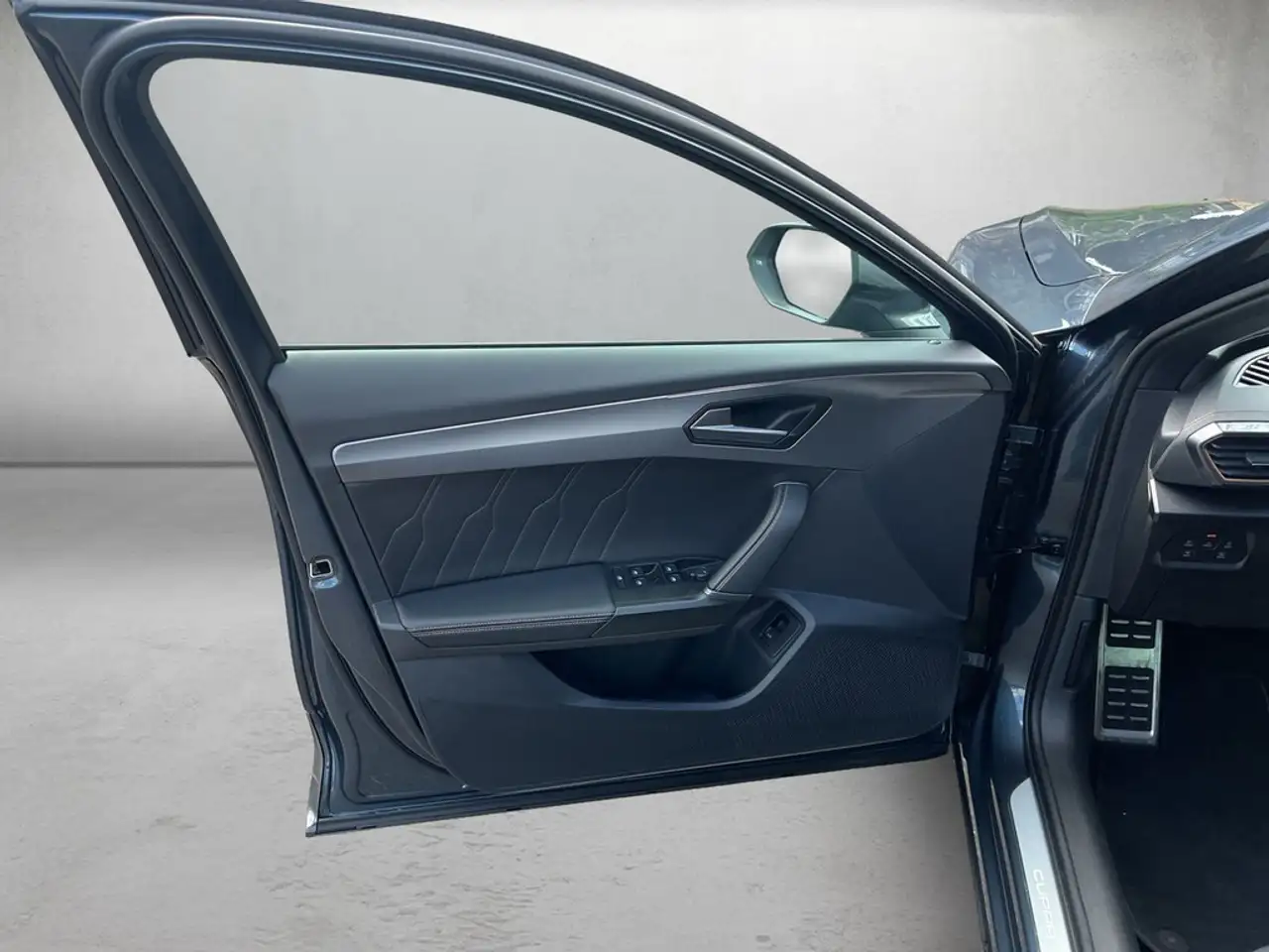 CUPRA Formentor 2.0 TSI 4Drive DSG VZ — Vehicle gallery 6