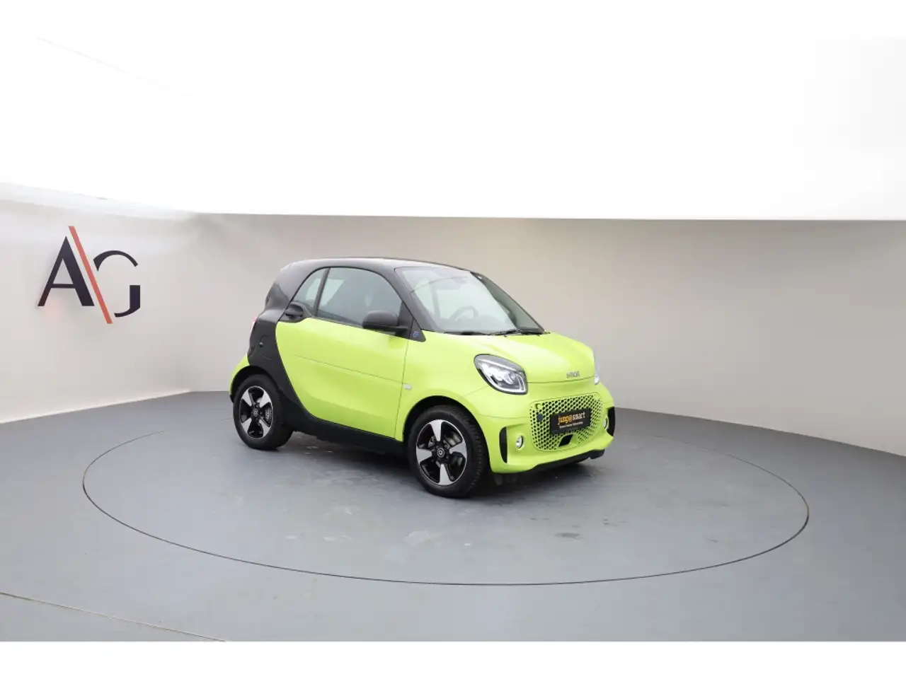 smart forTwo EQ 22kw Pano LED - neuwertig - limegreen — Galería del vehículo 7