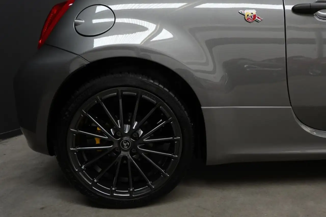 Abarth 695C 1.4T JET AUT. 132KW — Galerie du véhicule 12