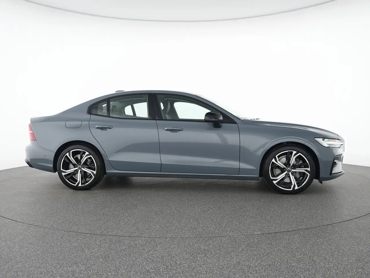 Volvo S60 B5 Benzin AWD Ultimate Dark B&W-SOUND*STHZ — معرض صور السيارة 12