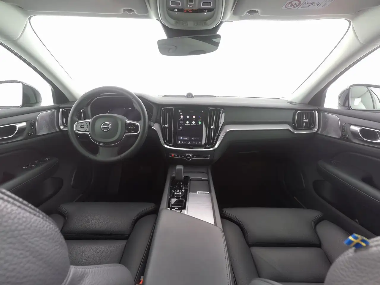 Volvo S60 B5 Benzin AWD Ultimate Dark B&W-SOUND*STHZ — معرض صور السيارة 3