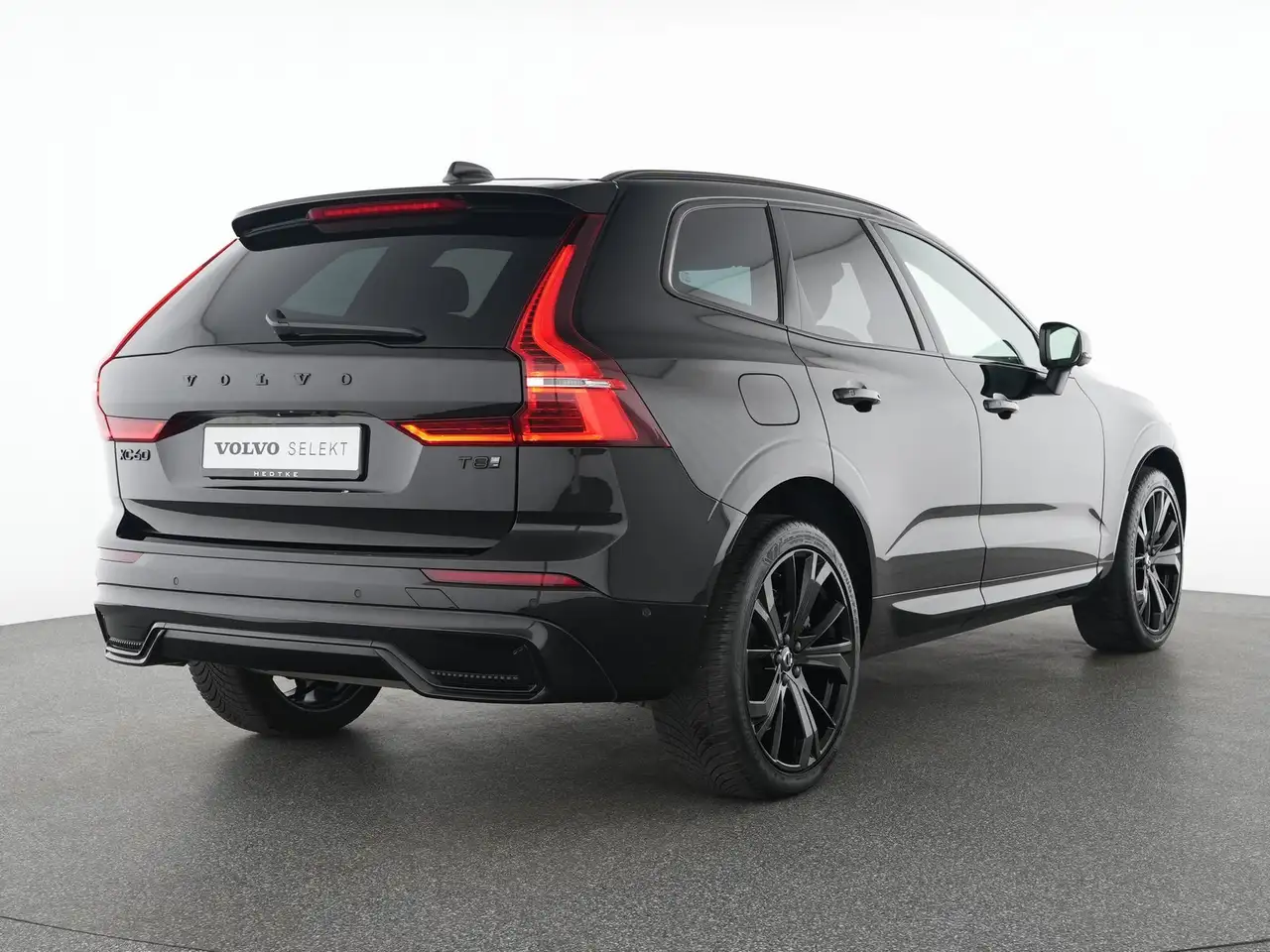 Volvo XC60 T8 Recharge AWD Ultra Black Edition B&W*21" — Galerie du véhicule 2