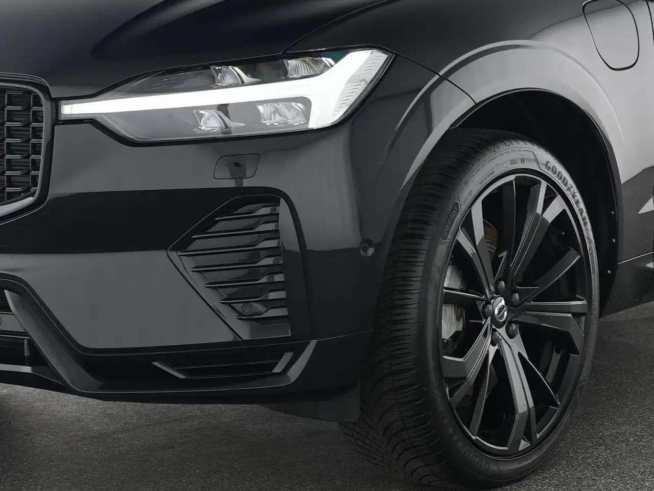 Volvo XC60 T8 Recharge AWD Ultra Black Edition B&W*21" — Galerie du véhicule 9