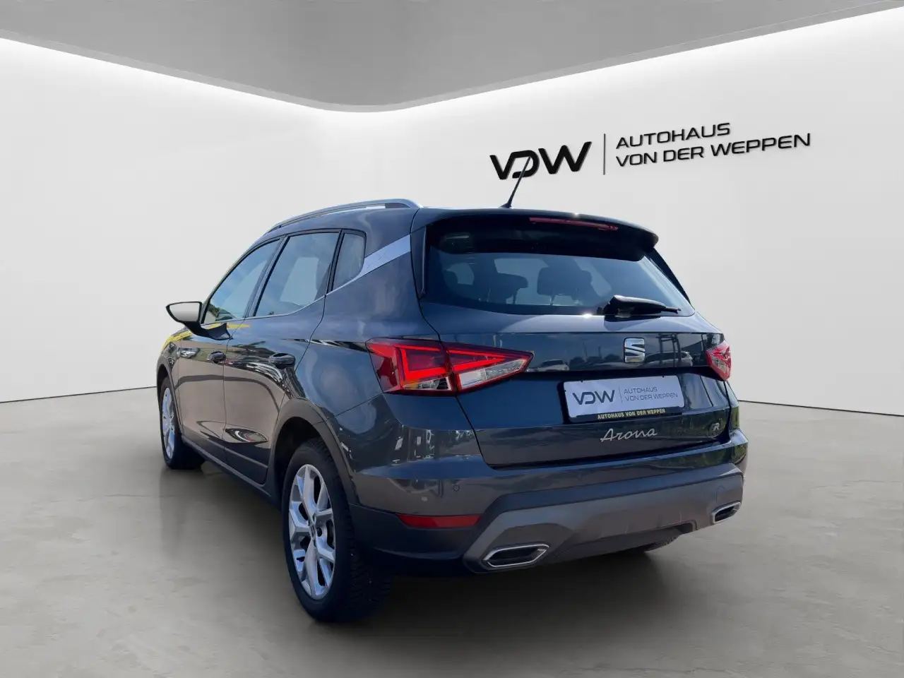 SEAT Arona FR TSI DSG Navi SHZ FullLink Voll-LED GJR — معرض صور السيارة 5