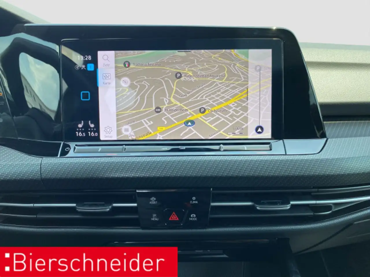 Volkswagen Golf 8 1.5 eTSI DSG R-Line Black AHK MATRIX CAM — معرض صور السيارة 16