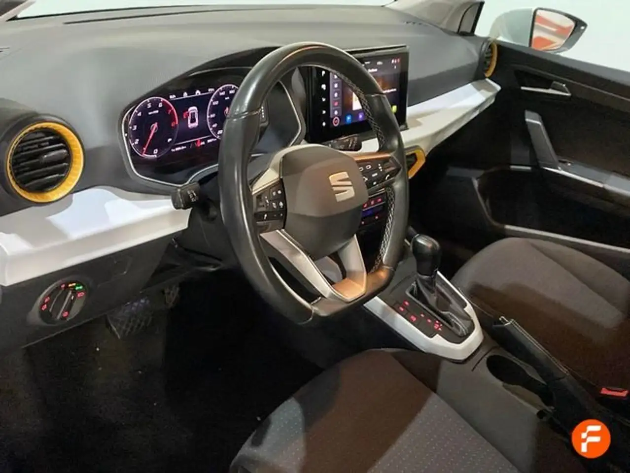 SEAT Arona 1.0 TSI 81kW DSG Style XL — Galerie du véhicule 12