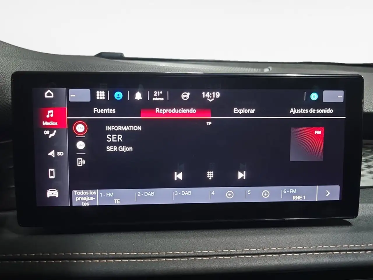 Alfa Romeo Tonale 1.3 gas Multi-air PHEV Sprint Q4 — Vehicle gallery 19