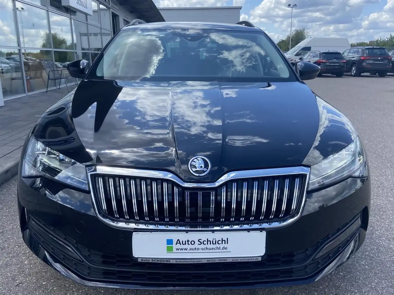 Skoda Superb Combi 1.5 TSI DSG AHK+KOMFORT-PLUS+SMART- — Galería del vehículo 7
