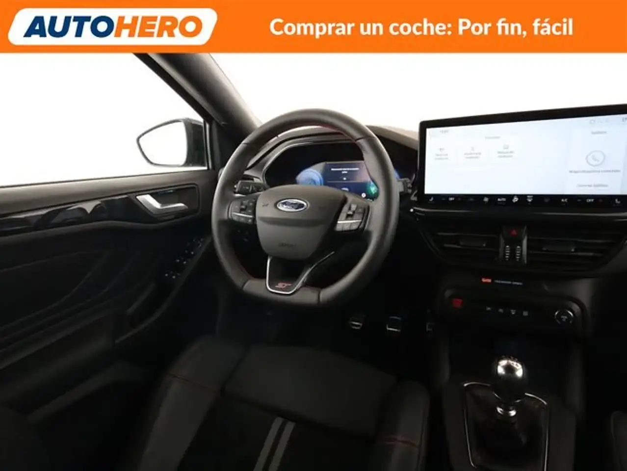 Ford Focus 2.3 Ecoboost ST — Galería del vehículo 14