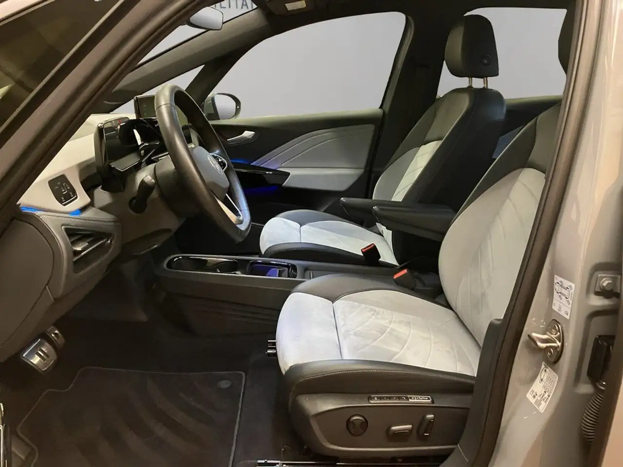 Volkswagen ID.3 Pro 150kW ACC App Connect LED Navi Kamera — Galería del vehículo 13