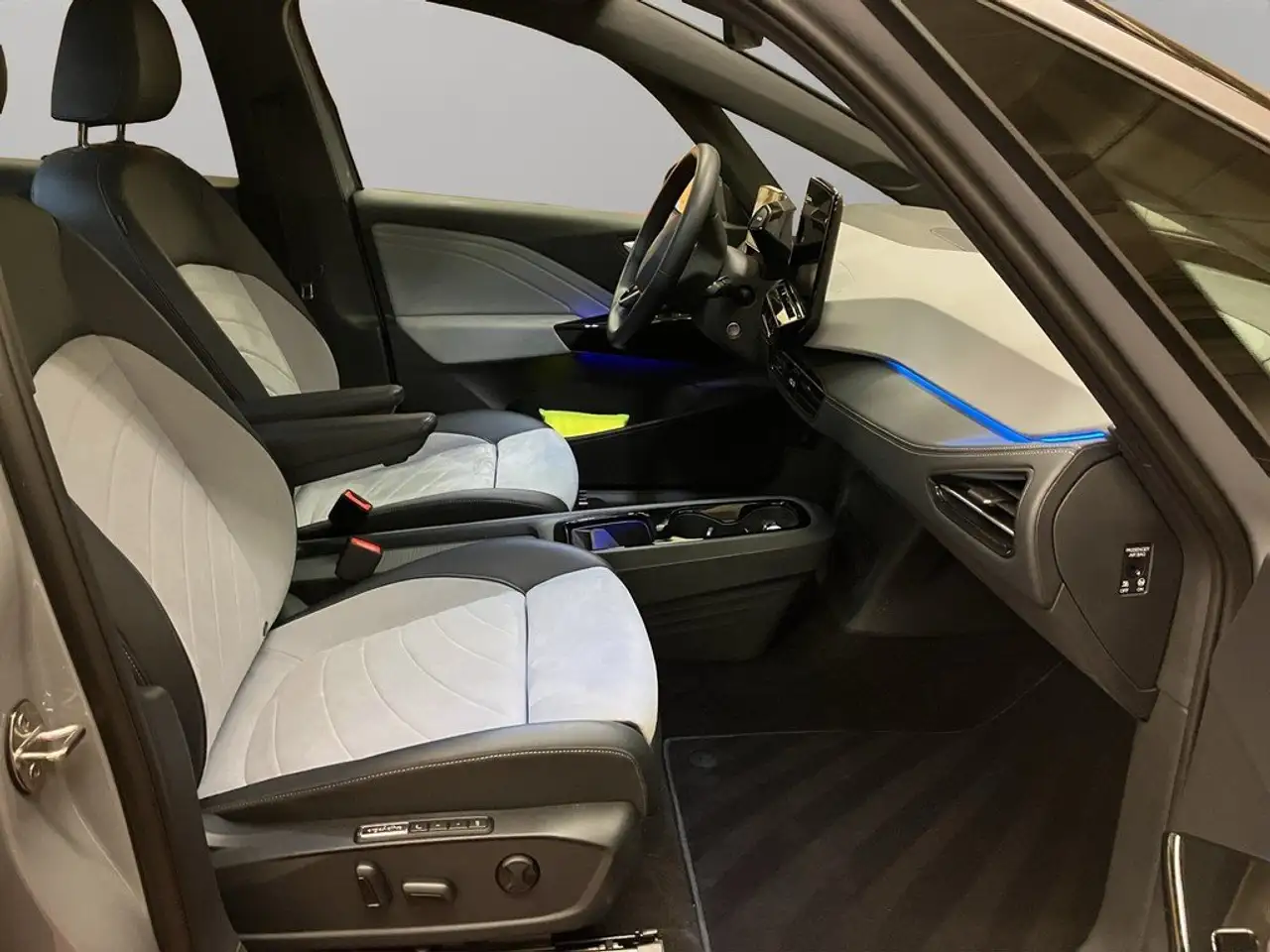 Volkswagen ID.3 Pro 150kW ACC App Connect LED Navi Kamera — Galería del vehículo 7
